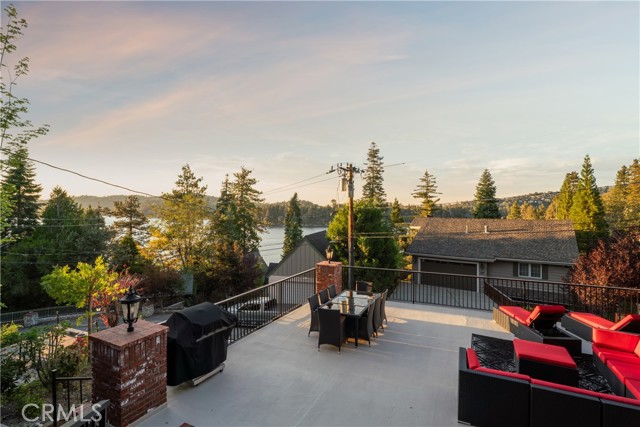 349 John Muir, Lake Arrowhead, CA 92352
