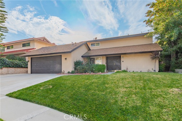 Detail Gallery Image 2 of 31 For 423 Canoe Cove, Diamond Bar,  CA 91765 - 4 Beds | 2/1 Baths