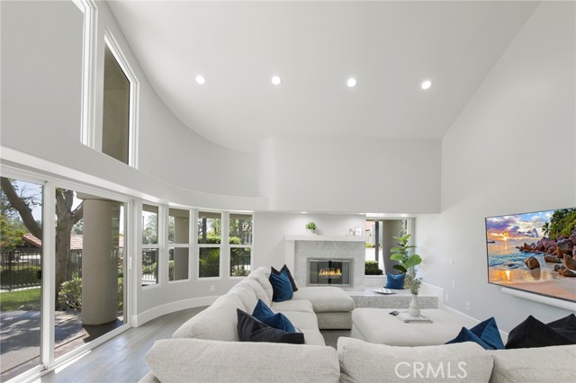 5081 Gateway Road, Rancho Cucamonga CA: https://media.crmls.org/medias/81e7c2af-2894-401b-8e2b-956c3915ef66.jpg