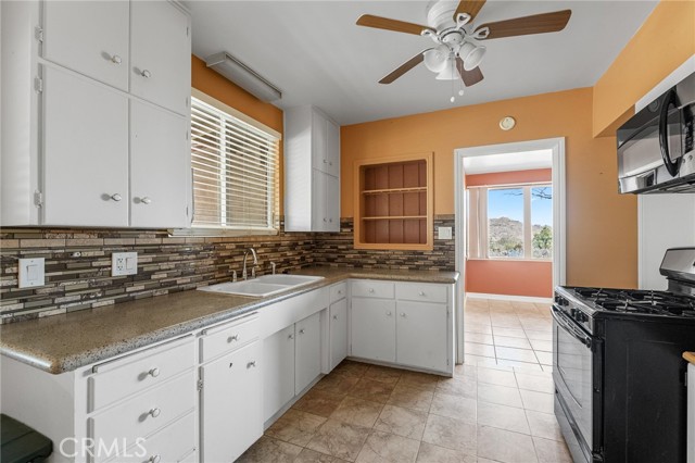 Detail Gallery Image 11 of 32 For 61375 Latham Trl, Joshua Tree,  CA 92252 - 3 Beds | 2 Baths