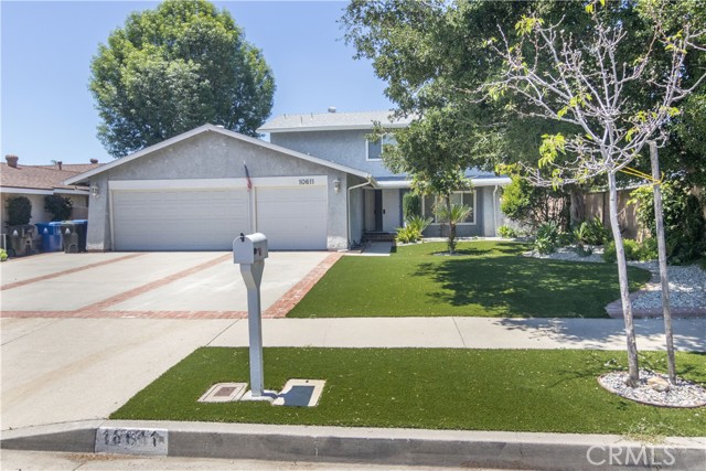 Detail Gallery Image 1 of 29 For 10611 Jordan Ave, Chatsworth,  CA 91311 - 3 Beds | 2/1 Baths