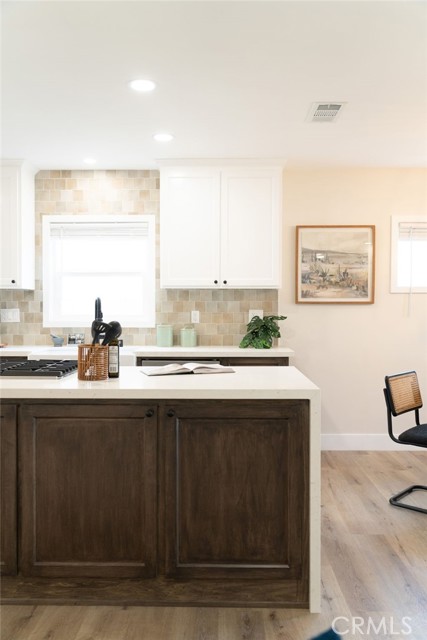 Detail Gallery Image 46 of 51 For 7048 Mclennan Ave, Lake Balboa,  CA 91406 - 4 Beds | 2 Baths