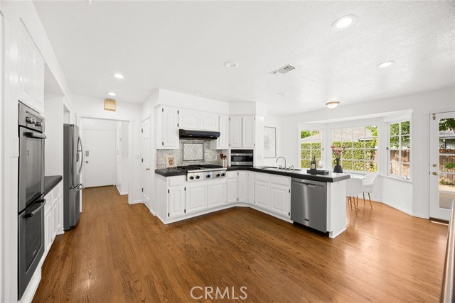 Detail Gallery Image 21 of 51 For 989 Winston Ave, San Marino,  CA 91108 - 4 Beds | 3 Baths