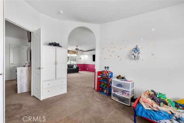 6241 Sespe Avenue, Mojave CA: https://media.crmls.org/medias/81eae5be-945b-4adc-8950-c404ecc0031c.jpg