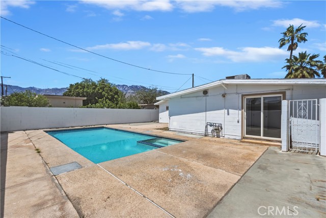 Image 35 of 43 For 67346 Mission Court