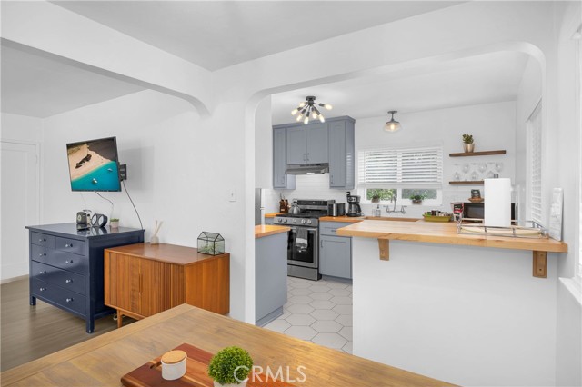 Detail Gallery Image 11 of 46 For 101 E 35th St, Long Beach,  CA 90807 - – Beds | – Baths