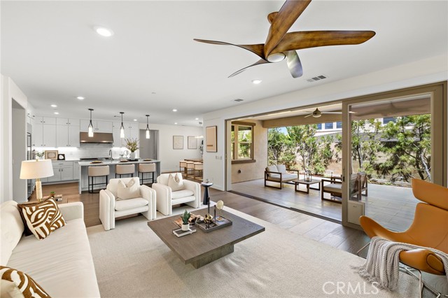 103 Aims, Irvine CA: https://media.crmls.org/medias/81eca008-0e2e-4493-a9b8-bfc0e0de8cb7.jpg