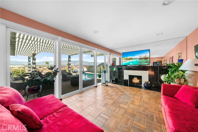 Detail Gallery Image 6 of 28 For 617 S Bradshawe Ave, Monterey Park,  CA 91754 - 2 Beds | 1 Baths