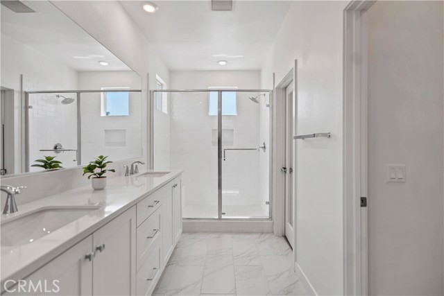 1698 Hollyleaf Ter, Montebello CA: https://media.crmls.org/medias/81ed6ea3-f41a-414d-9325-93d6d4184123.jpg