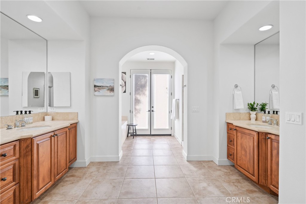 MLS #OC26014644 image #30