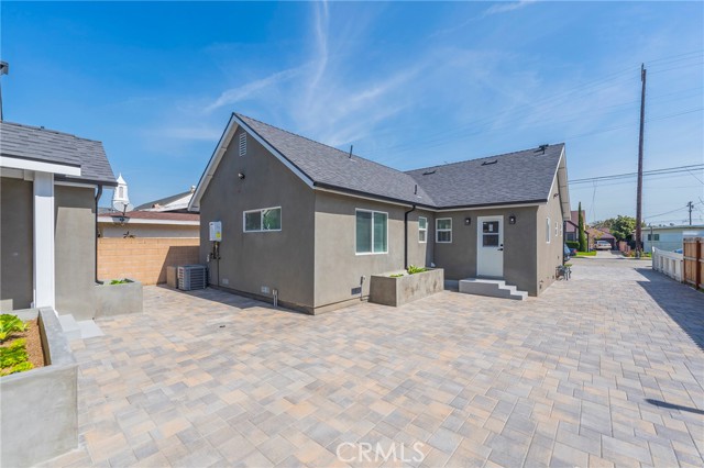 Detail Gallery Image 45 of 65 For 1551 N Neptune Ave, Wilmington,  CA 90744 - 5 Beds | 2 Baths