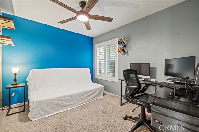 21742 Grovepark Drive, Saugus CA: https://media.crmls.org/medias/81ee34a8-18db-42ae-8629-7d8e4cea7644.jpg