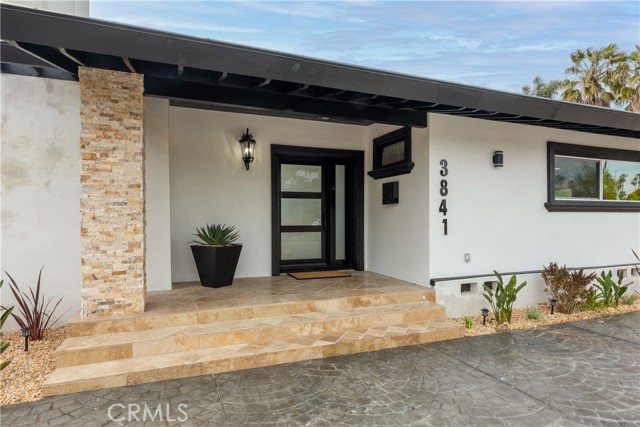 Detail Gallery Image 4 of 75 For 3841 Pacific Ave, Long Beach,  CA 90807 - 5 Beds | 5 Baths