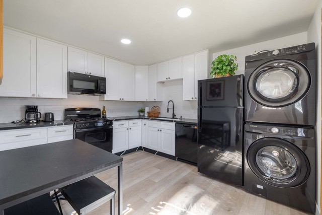 Detail Gallery Image 14 of 55 For 42692 Moonridge Rd, Big Bear Lake,  CA 92315 - 4 Beds | 2 Baths