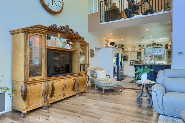 Detail Gallery Image 6 of 66 For 42038 Empty Creek, Oakhurst,  CA 93644 - 3 Beds | 2 Baths