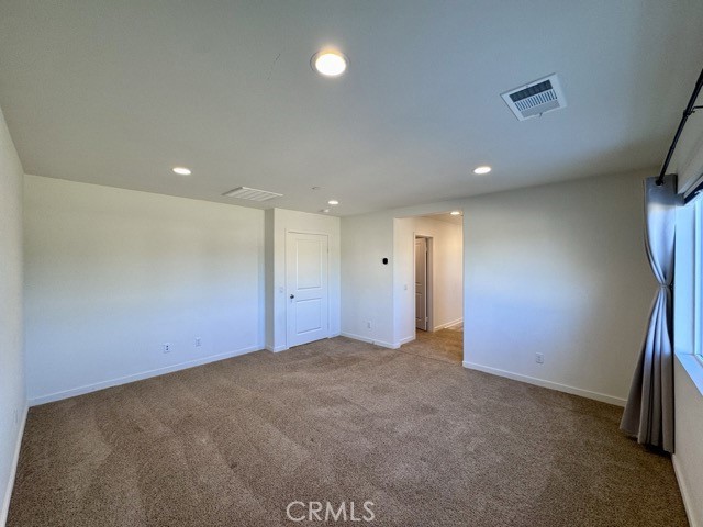 https://media.crmls.org/medias/81eeff68-82b1-44d4-803d-8de272704600.jpg?preset=X-Large