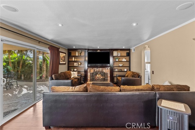 Detail Gallery Image 30 of 70 For 20344 Calhaven, Saugus,  CA 91390 - 3 Beds | 2/1 Baths