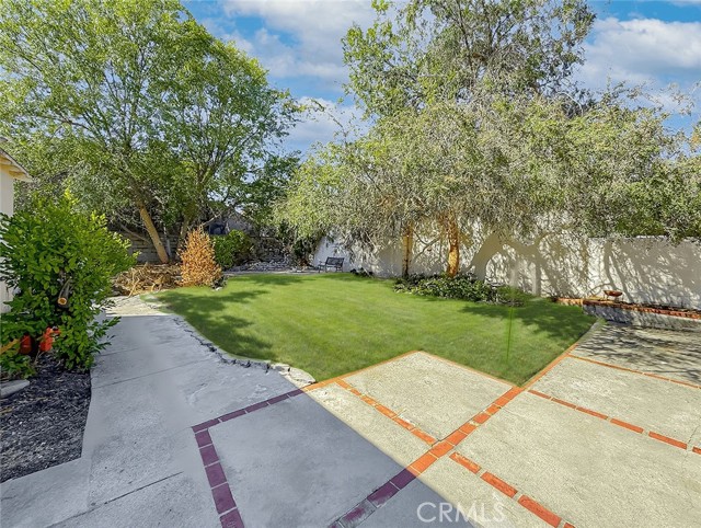 Detail Gallery Image 6 of 39 For 6223 Klump, North Hollywood,  CA 91606 - 2 Beds | 1 Baths