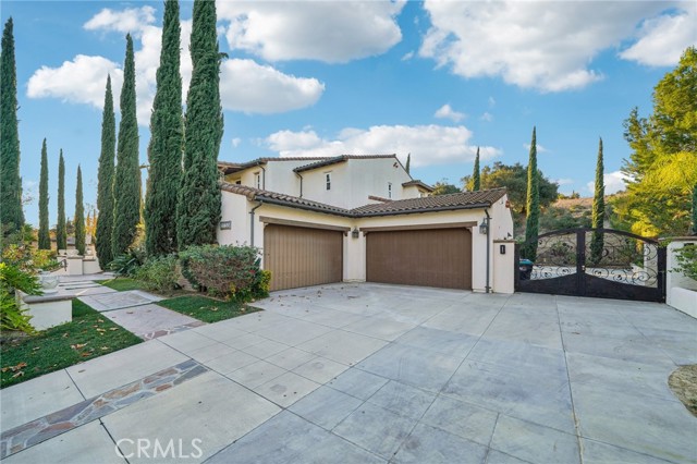 2733 Versante Terrace, Chino Hills, California 91709, 5 Bedrooms Bedrooms, ,5 BathroomsBathrooms,Residential,For Sale,2733 Versante Terrace,CRTR24193804