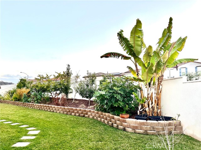 4235 Calle Del Vista, Oceanside CA: https://media.crmls.org/medias/81f0b36b-6b8c-4ae7-8512-b32396fb07e5.jpg