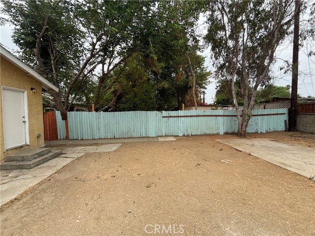 Detail Gallery Image 22 of 24 For 7447 Loma Verde Ave, Canoga Park,  CA 91303 - 3 Beds | 2 Baths