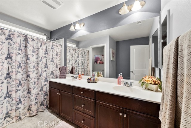 242 Lipizzan Drive, San Jacinto CA: https://media.crmls.org/medias/81f18a8f-085b-4ac2-b28c-2c1781da6d91.jpg