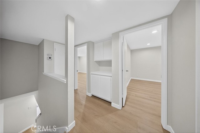 Detail Gallery Image 18 of 43 For 15235 Magnolia Bld #E,  Sherman Oaks,  CA 91403 - 3 Beds | 3 Baths