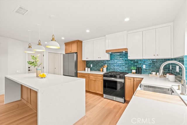 27695 Via Turina, Mission Viejo CA: https://media.crmls.org/medias/81f1cf6d-430c-4f2f-9c1b-9f865a1bc2a1.jpg