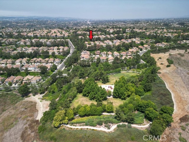 26181 San Marino Court, Mission Viejo CA: https://media.crmls.org/medias/81f2bbb8-bfc9-4ca5-a850-b890af4a6790.jpg