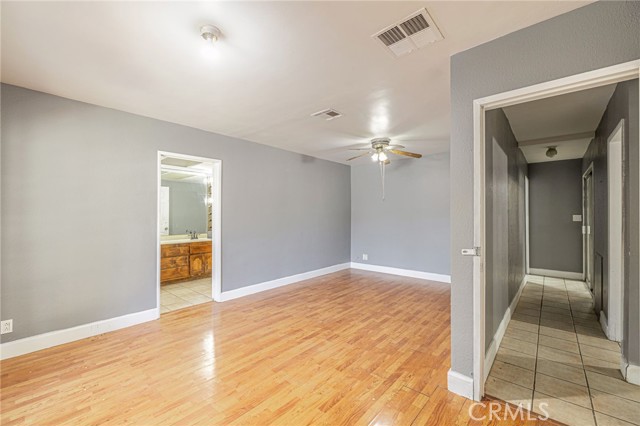3149 E S Avenue, Palmdale CA: https://media.crmls.org/medias/81f5f34b-c5a1-4564-aed4-8f5b605c01aa.jpg