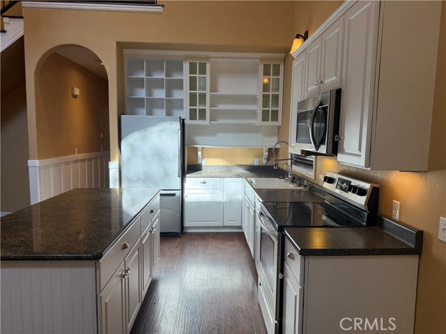 Detail Gallery Image 5 of 19 For 1400 Pine Cone Ct, Wofford Heights,  CA 93285 - 3 Beds | 2 Baths