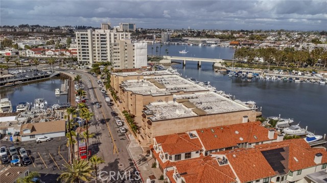 Detail Gallery Image 4 of 44 For 621 Lido Park Dr #E3,  Newport Beach,  CA 92663 - 3 Beds | 3 Baths