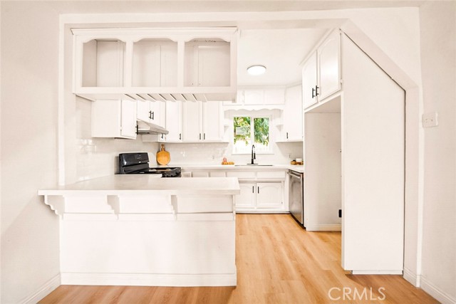 Detail Gallery Image 8 of 23 For 522 Price, Bakersfield,  CA 93307 - 3 Beds | 2 Baths