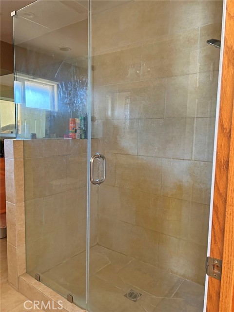 Image 25 of 18 For 43155 Lake Hughes