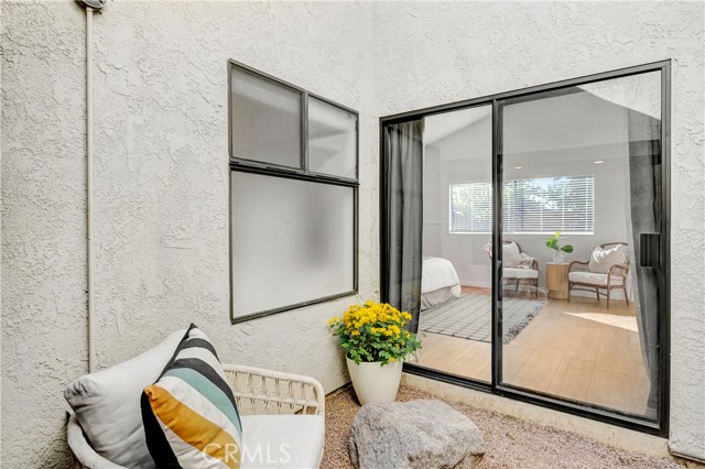 Detail Gallery Image 21 of 39 For 1101 Cabrillo Park Dr, Santa Ana,  CA 92701 - 2 Beds | 2 Baths