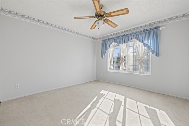 Detail Gallery Image 35 of 66 For 22211 Barbacoa, Saugus,  CA 91350 - 4 Beds | 3 Baths