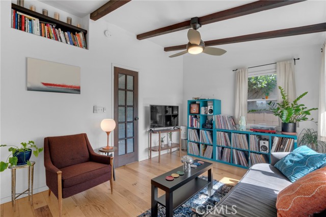 3611 Loosmore Street, Los Angeles CA: https://media.crmls.org/medias/81f9c907-a521-4d8a-b227-b55ecf98764c.jpg