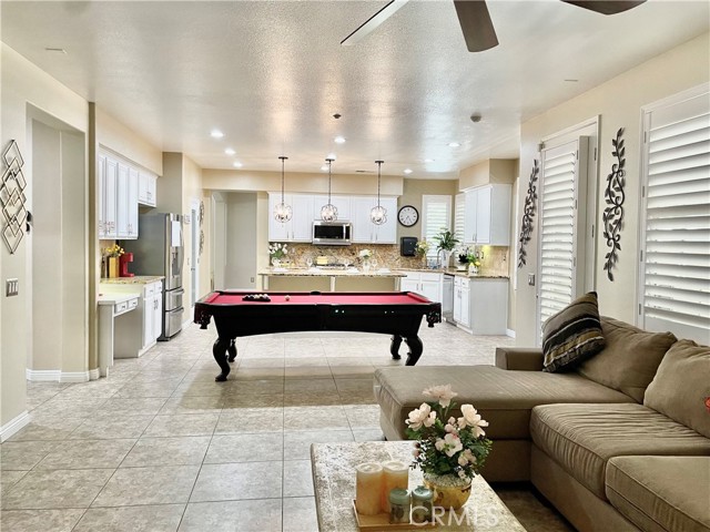Detail Gallery Image 20 of 57 For 8004 Palm View Ln, Riverside,  CA 92508 - 6 Beds | 4/1 Baths