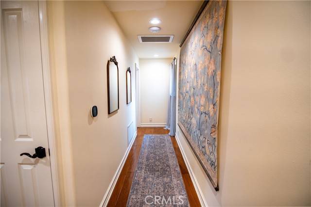 Detail Gallery Image 28 of 41 For 5770 E Lucia, Long Beach,  CA 90803 - 4 Beds | 1/2 Baths