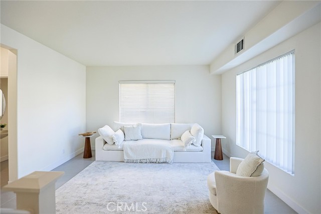 Detail Gallery Image 4 of 49 For 12892 Abbey Rd, Garden Grove,  CA 92843 - 4 Beds | 2/1 Baths