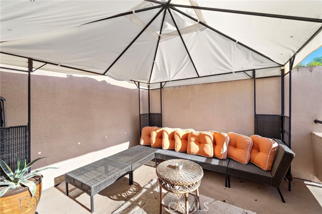 25761 Le Parc, Lake Forest CA: https://media.crmls.org/medias/81fb637d-16c9-4d86-a87f-8565adf89f5b.jpg