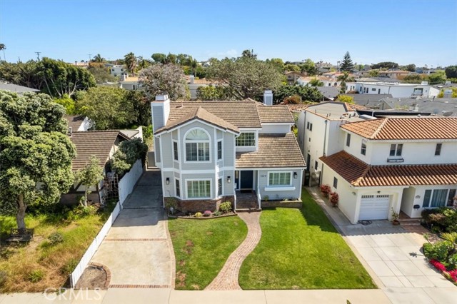 1324 19th Street, Manhattan Beach, California 90266, 4 Bedrooms Bedrooms, ,3 BathroomsBathrooms,Residential,Sold,19th Street,SB23074532