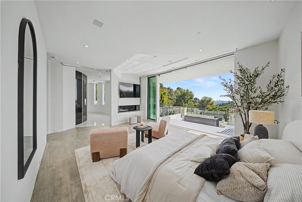 MLS #OC26129218 image #21
