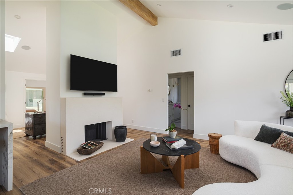 MLS #NP25278085 image #8