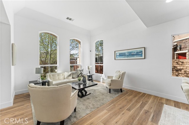 Detail Gallery Image 6 of 69 For 37920 Pisces Cir, Palmdale,  CA 93552 - 5 Beds | 4 Baths