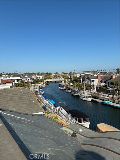 59 Rivo Alto Canal, Long Beach CA: https://media.crmls.org/medias/81fcbf76-c822-4c75-9c38-be8e095030f4.jpg