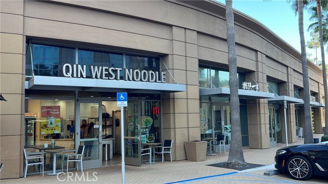 5055 Scholarship, Irvine CA: https://media.crmls.org/medias/81fd1c1e-c226-4176-8047-33bef6d12063.jpg