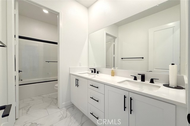 181 Abacus, Irvine CA: https://media.crmls.org/medias/81fd1d40-53a5-4ac7-a4a6-174776478d5d.jpg