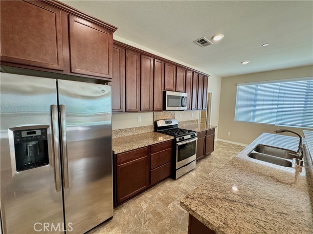 Detail Gallery Image 20 of 49 For 4024 Quartzite Ln, San Bernardino,  CA 92407 - 3 Beds | 2 Baths