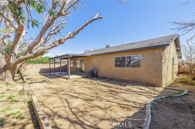 Detail Gallery Image 34 of 37 For 44125 Rodin, Lancaster,  CA 93535 - 4 Beds | 2 Baths